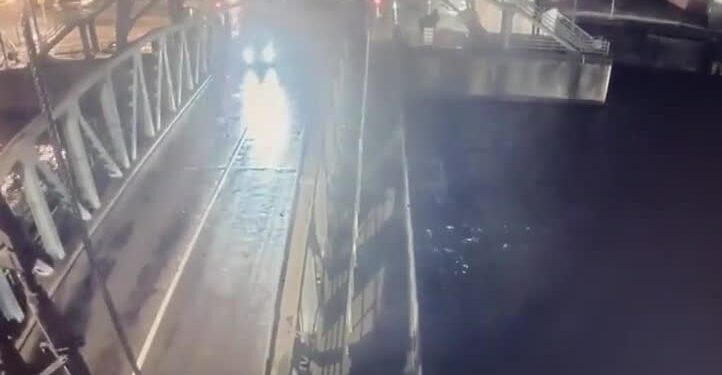 ezgif-1-4c066c6a1d (1)