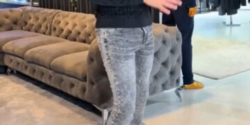 Bolle Jos weg uit Afrika en gewoon te zien in een winkelzaak in Nederland